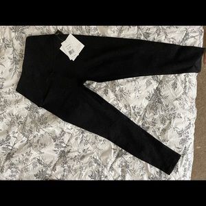 Brand new Beyond Yoga dark grey leggings size S
